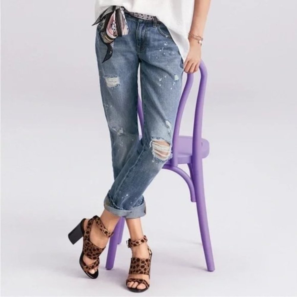 CABI / 2 / Women's 100% Boyfriend Distressed Bleach Spots Ankle Cropped Jeans